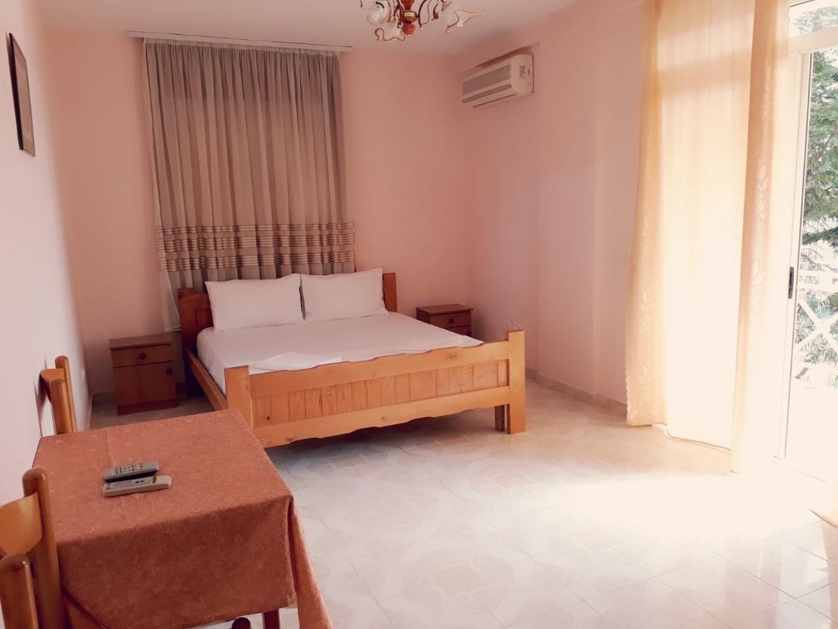 Hotel Blendi Durrës 外观 照片